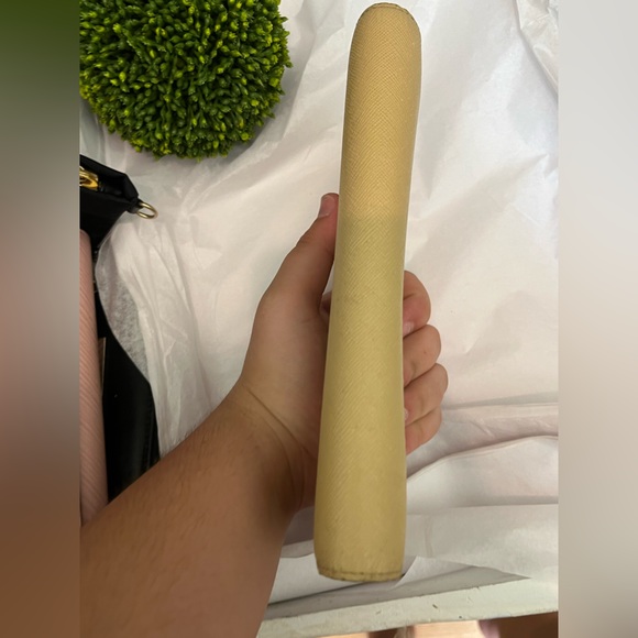 Authentic Buberry leather wallet - Picture 11 of 13